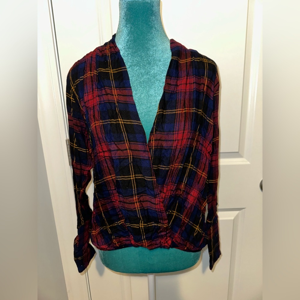 Plaid blouse 👚✨